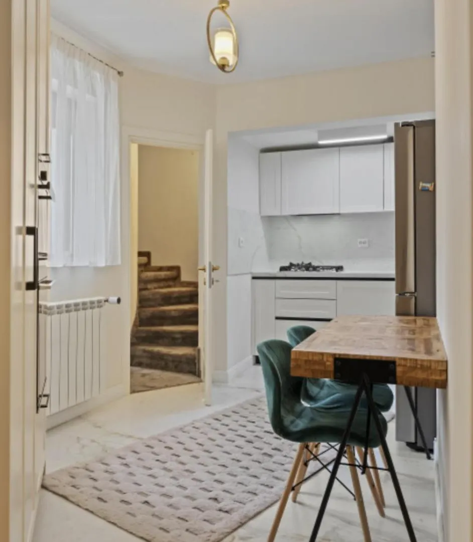 White Luxury House Villa Bucharest